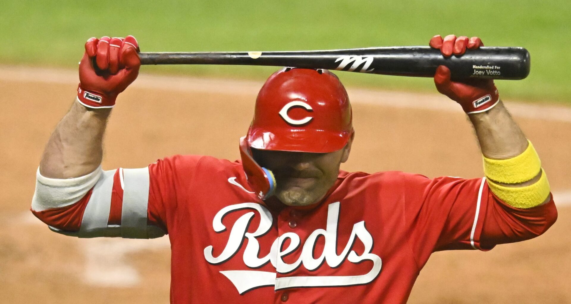 Joey Votto reportedly drawing MLB media interest