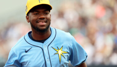 Giants Re-Sign Osleivis Basabe - MLB Trade Rumors