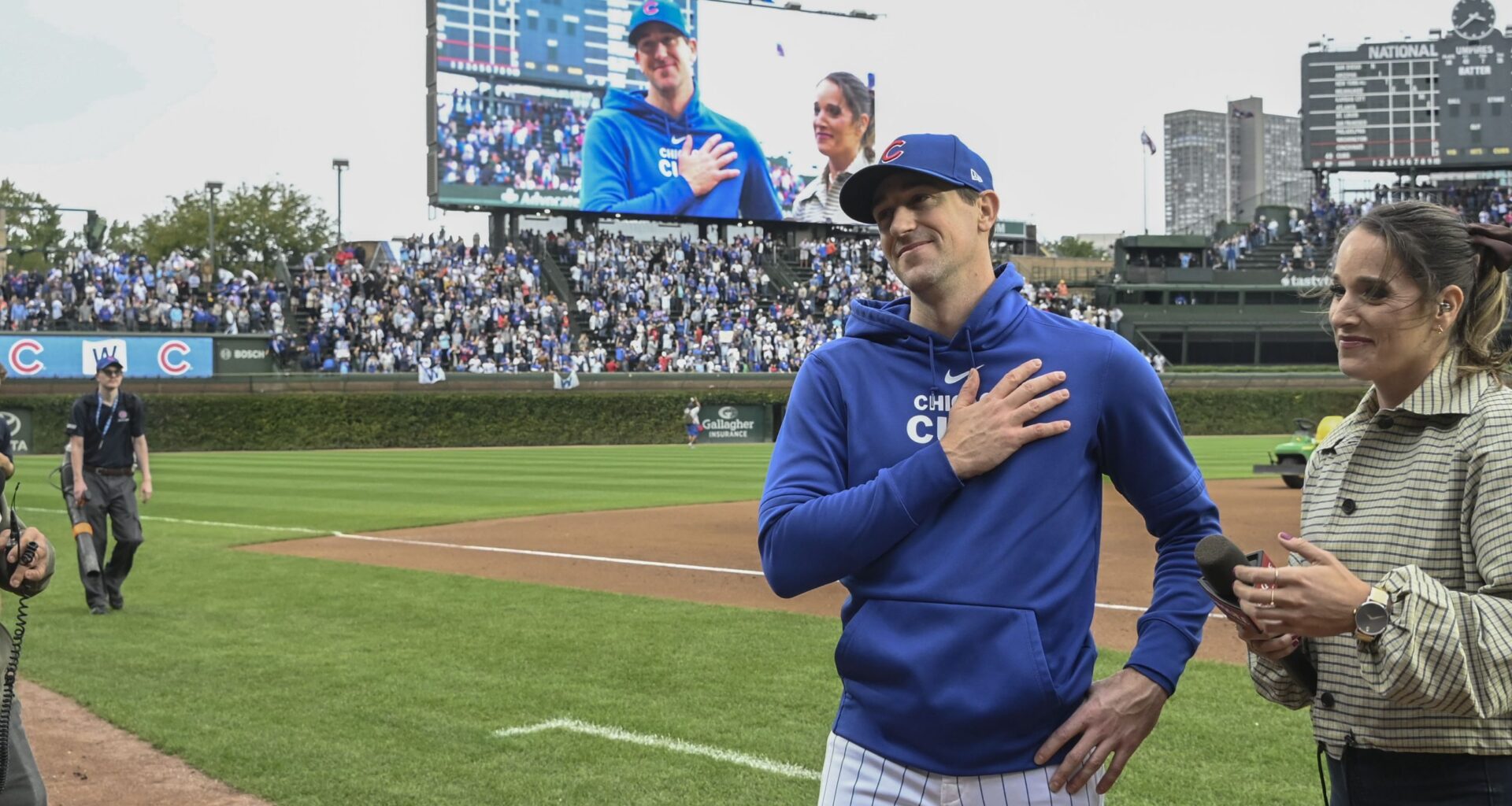 Former Chicago Cubs World Series pitcher calls it a career after 12 seasons