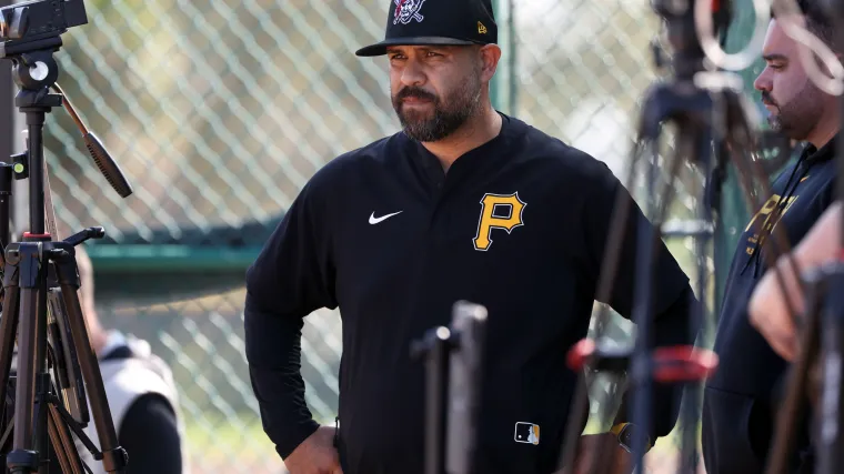 Reds add pitching help from Pirates image