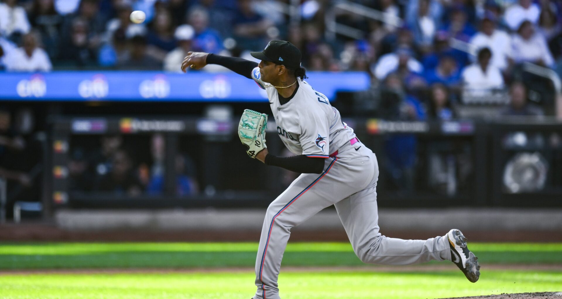 This Chicago Cubs trade would change everything for 2026 and beyond