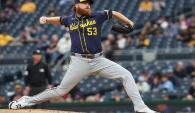 Brewers' Woodruff Back For 2026 Season