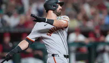 Giants could cut ties with top prospect after struggles in MLB action image