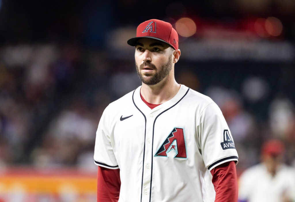 Diamondbacks Outright Four Players - MLB Trade Rumors