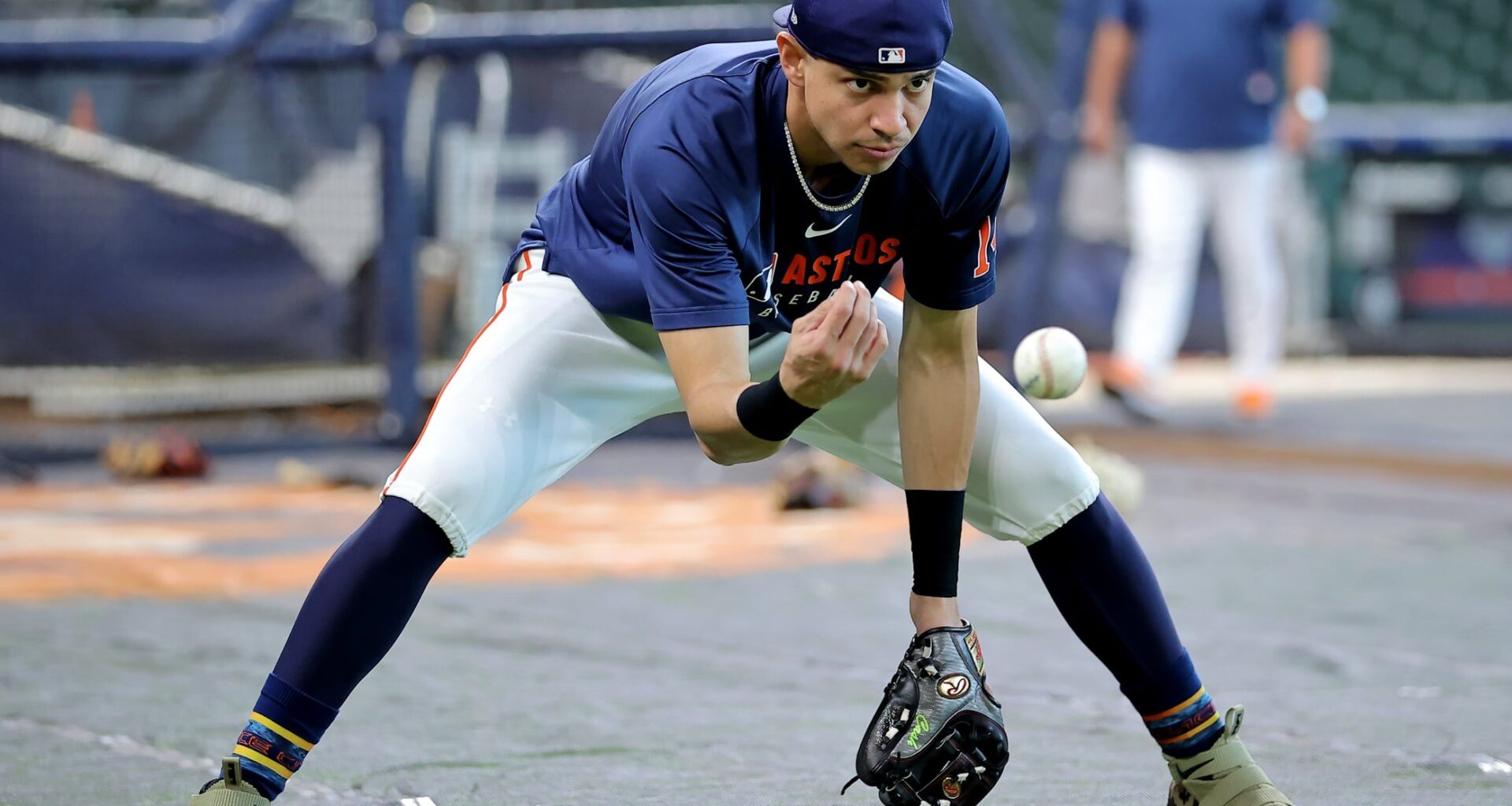 Breaking Down the Astros' Mauricio Dubón Trade