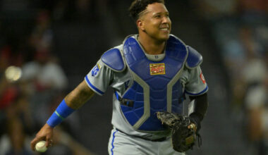 Royals Sign Salvador Perez To Two-Year Extension