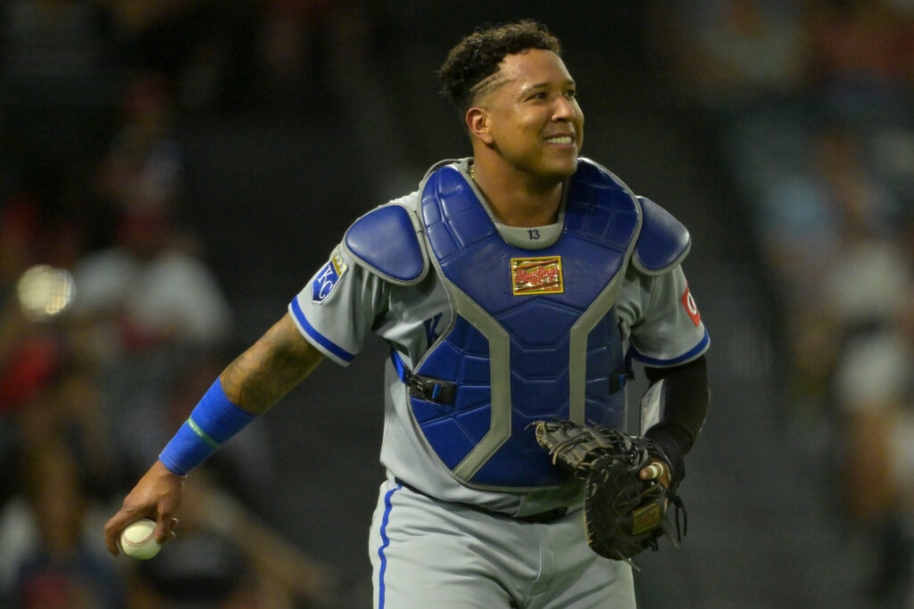 Royals Sign Salvador Perez To Two-Year Extension