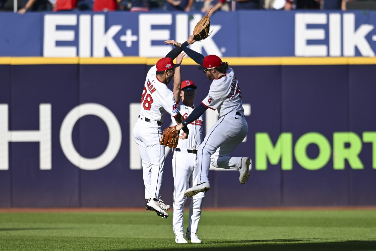 Dodgers Predicted to Pursue All-Star Outfielder in Blockbuster Trade This Offseason