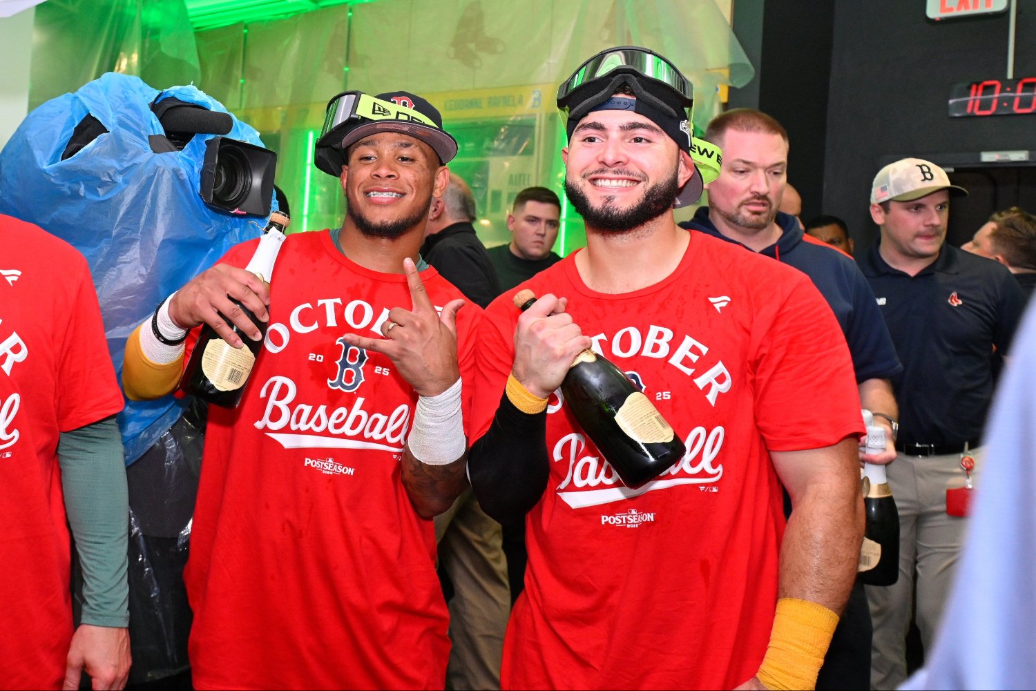 Red Sox Outfielders Ceddanne Rafaela and Wilyer Abreu Win Gold Gloves - Notes