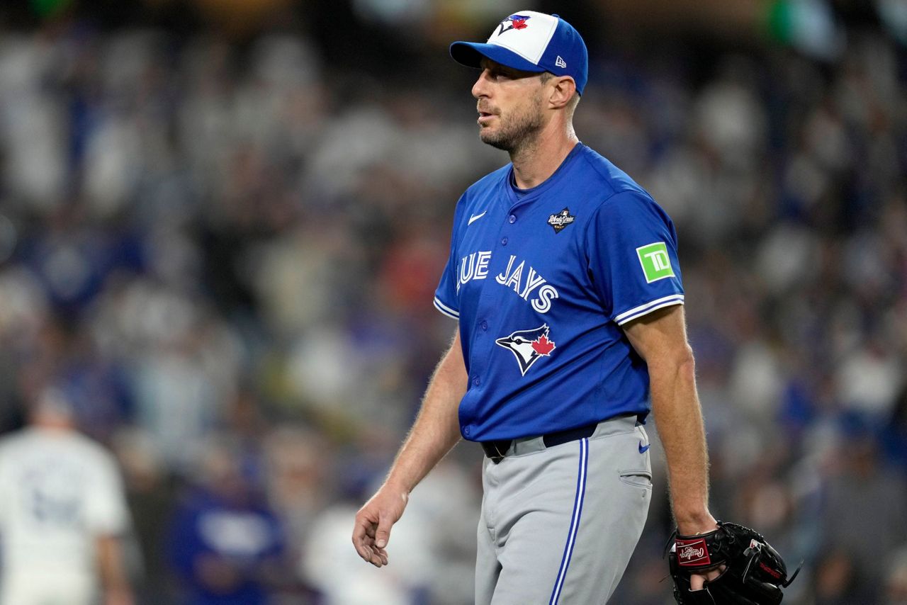 Blue Jays' Max Scherzer gets second World Series Game 7 start after Dodgers force winner-take-all