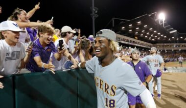 Former LSU Baseball star Tre’ Morgan awarded MILB Rawlings Gold Glove