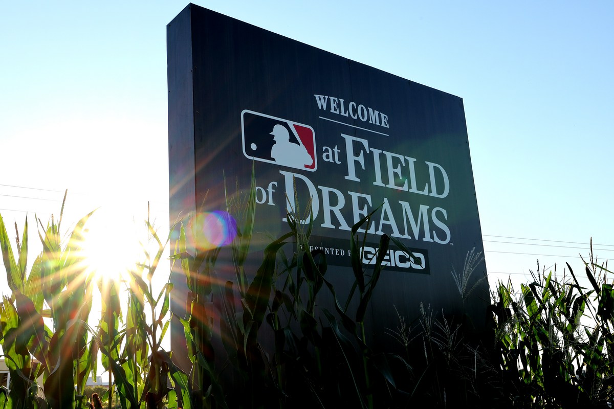 Minnesota Twins To Play In New 'MLB At Field Of Dreams' Game