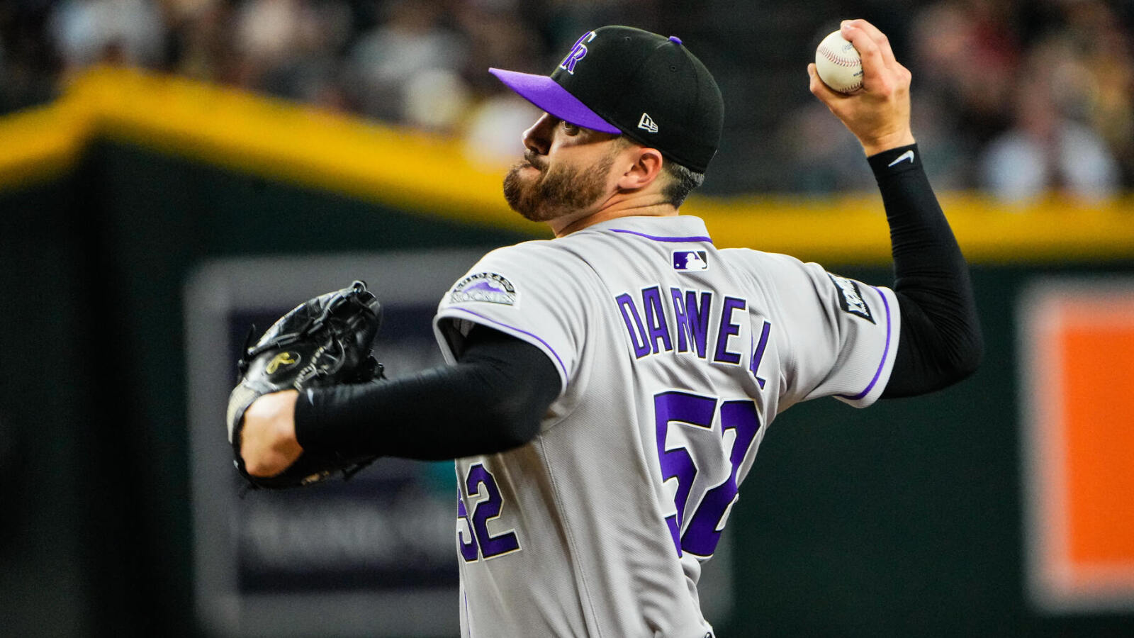 Pirates claim pitcher Dugan Darnell