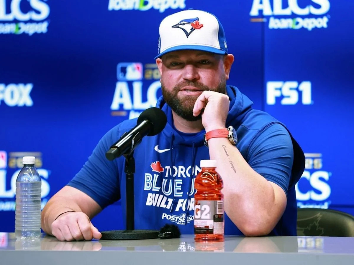 Blue Jays' John Schneider second in AL Manager of the Year. Was he robbed?