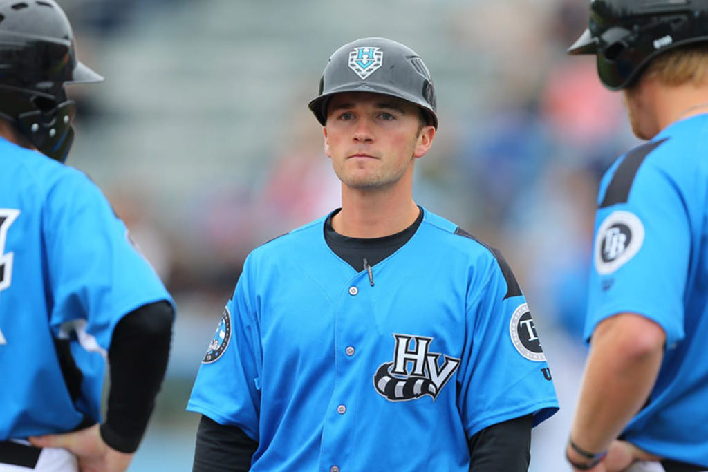 Butera receives support from close friend Albernaz in Baltimore