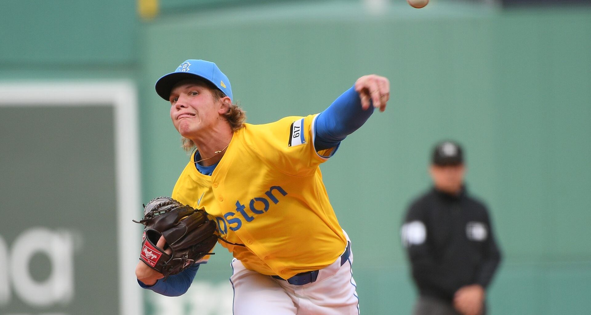 Connelly Early Reveals Funny Advice Alex Bregman Gave Him After His First Red Sox Start