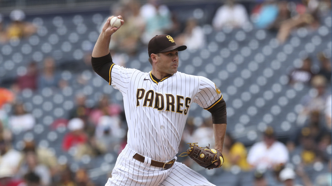 San Diego Padres hire former pitcher Craig Stammen as manager