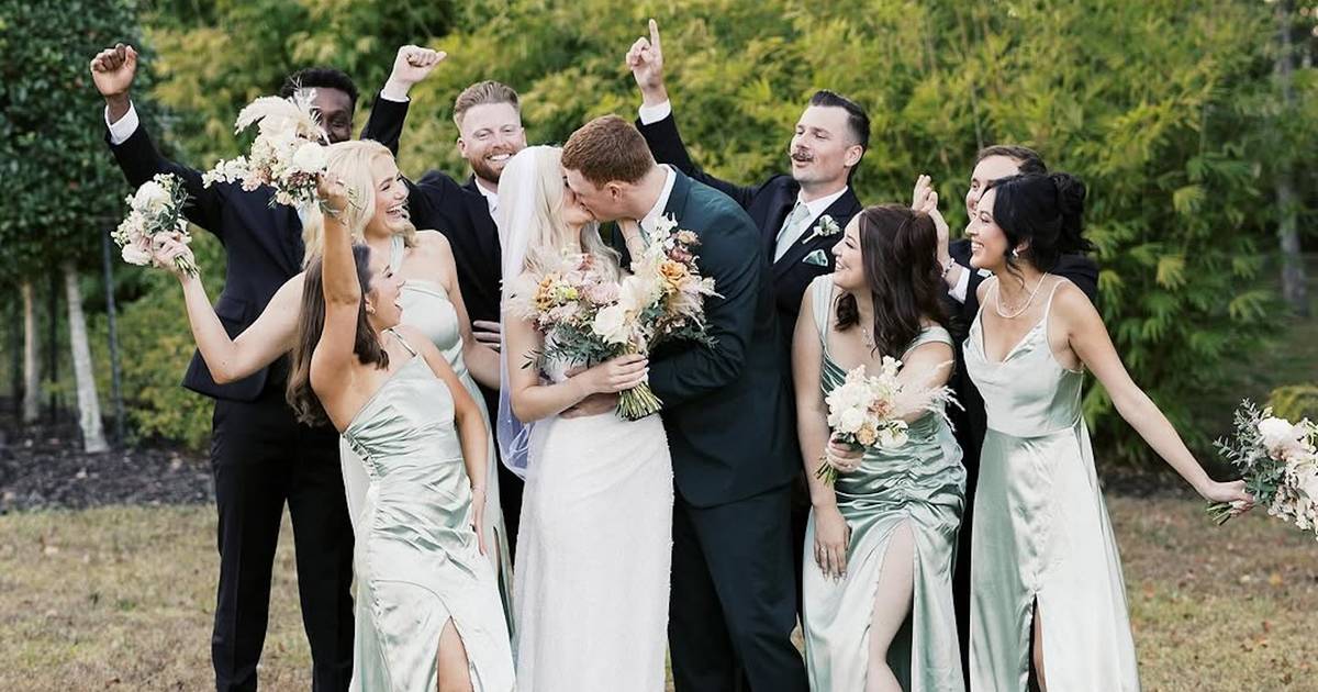 Toronto Blue Jays pitcher ties the knot with his high school sweetheart