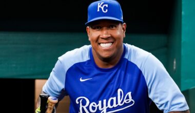 Royals sign Salvador Perez to two-year, $25 million contract