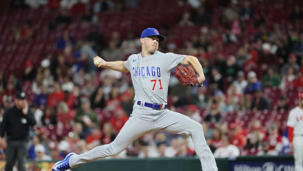 Reds make first move of offseason, add pitcher Keegan Thompson to bullpen