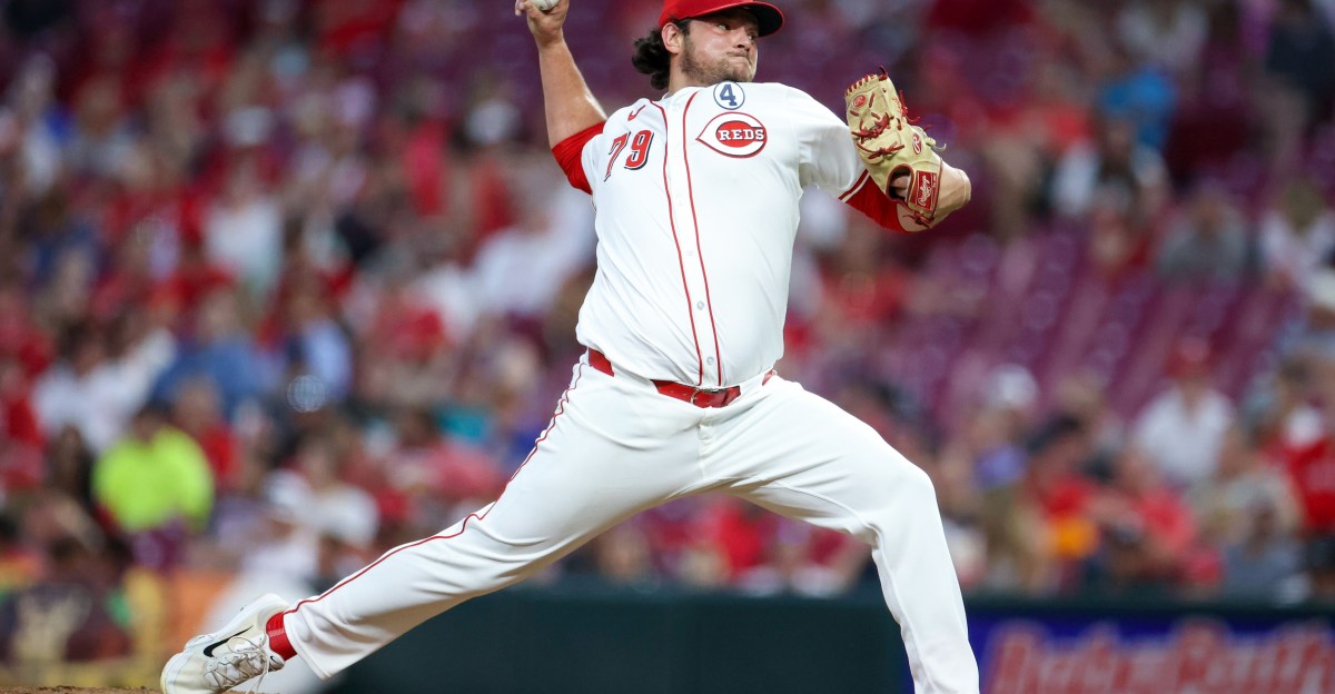 Ian Gibaut, Santiago Espinal elect free agency