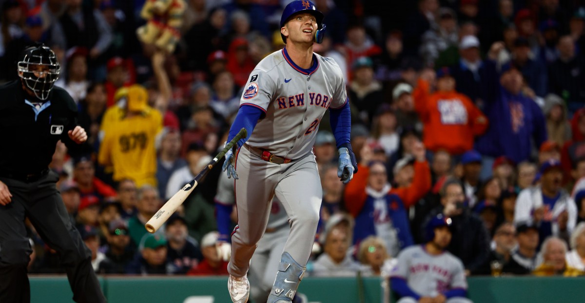 Should the Red Sox pursue free agent slugger Pete Alonso?
