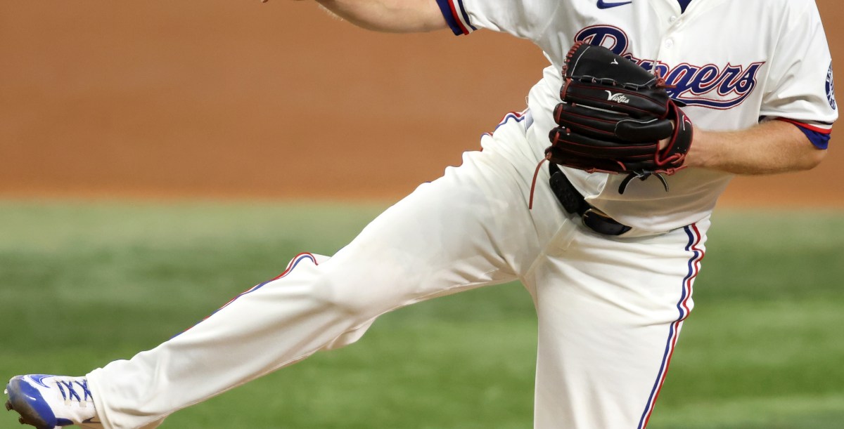 Poll: Should the Rangers sign Merrill Kelly?