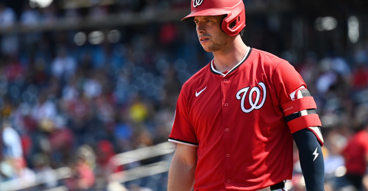 Washington Nationals tender contracts to all 7 arbitration eligible players