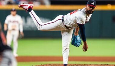 Braves bring back reliever Joel Payamps