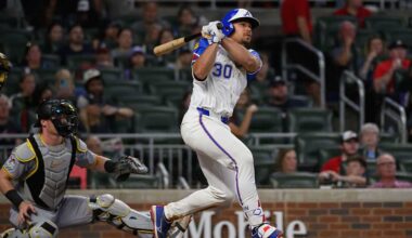 Baldwin becomes 10th backstop to nab Rookie of the Year