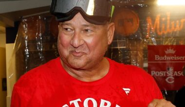 Cincinnati Reds notes - Francona a finalist for NL Manager of the Year