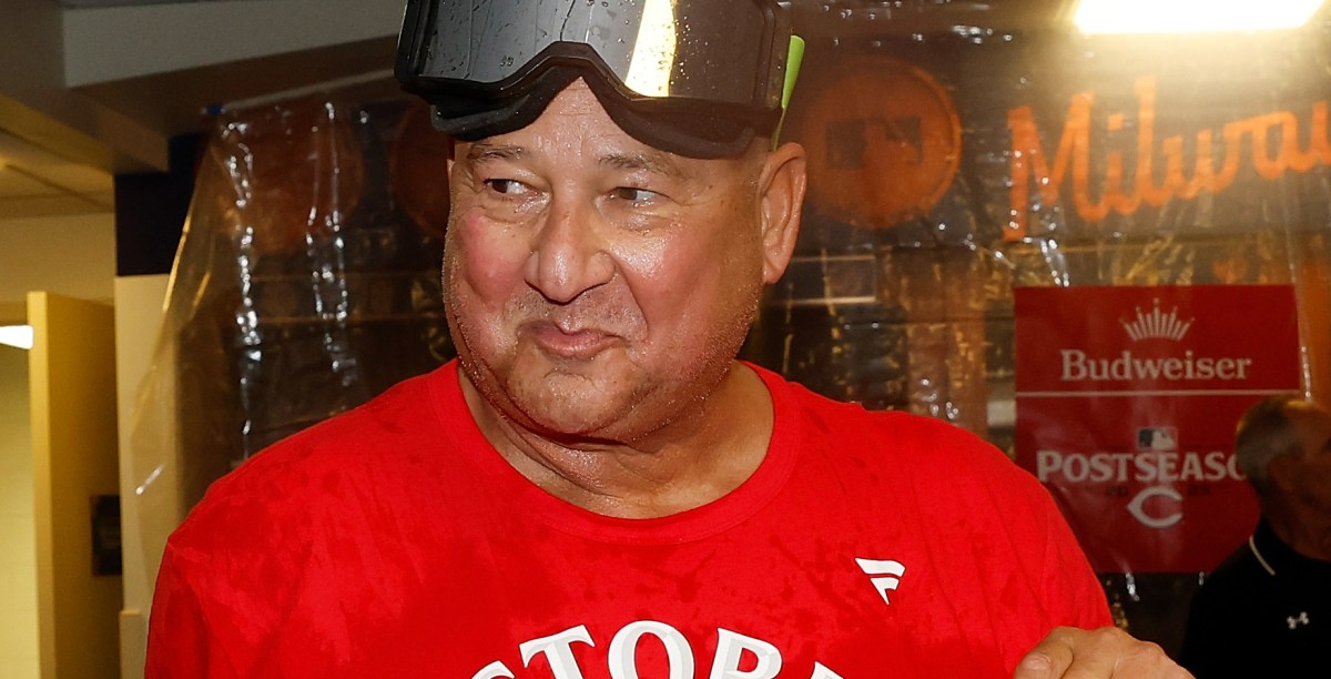 Cincinnati Reds notes - Francona a finalist for NL Manager of the Year