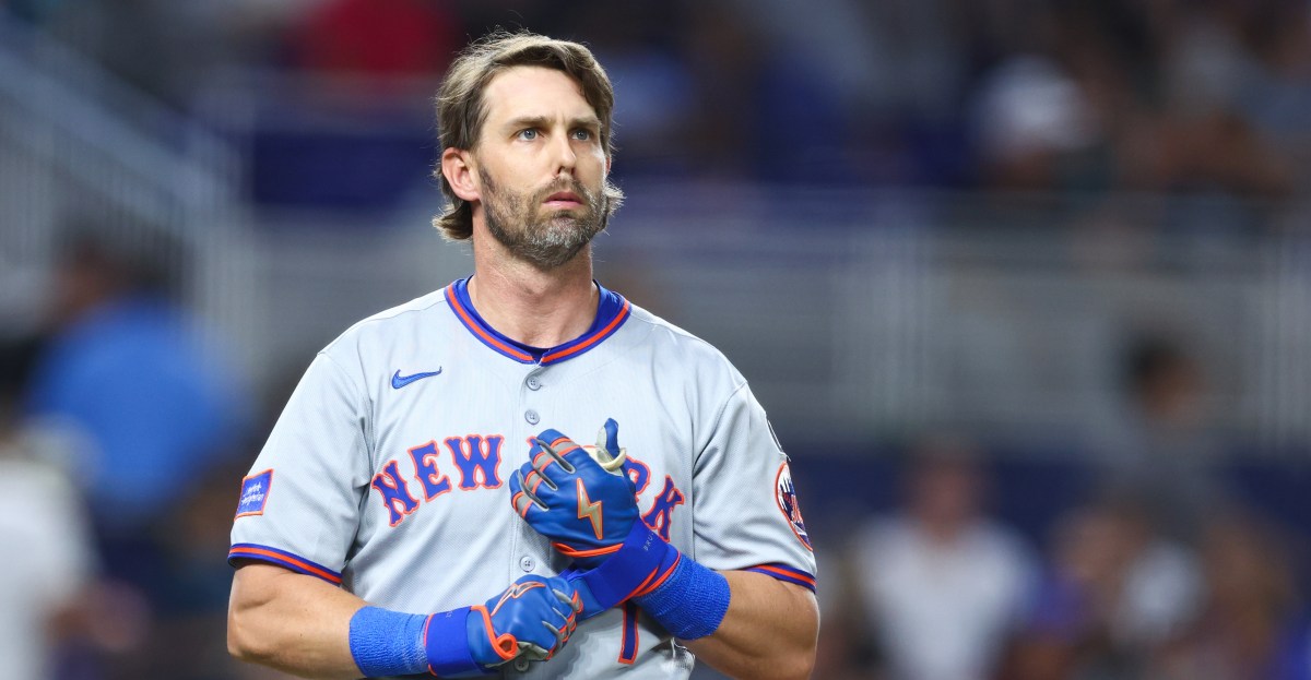 Report: Pirates interested in Jeff McNeil