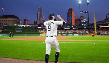 Jack Flaherty exercises his player option with the Tigers for 2026