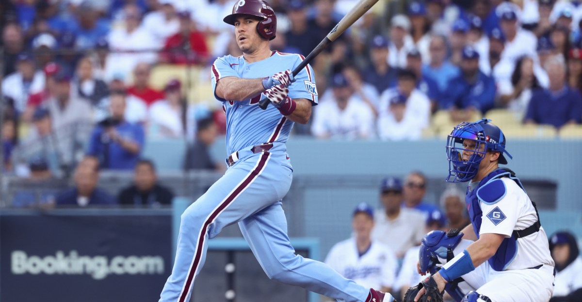 Red Sox rumored to be interested in free agent J.T. Realmuto