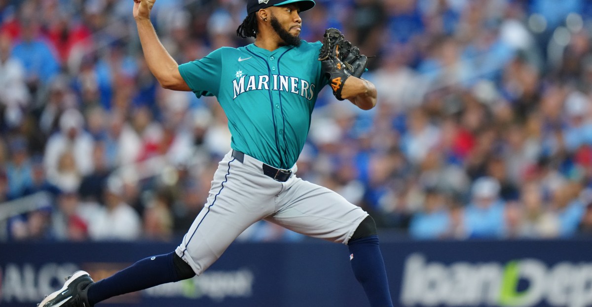 Seattle Mariners Mailbag: Bullpen, Eduard Bazardo, Pitching Prospects