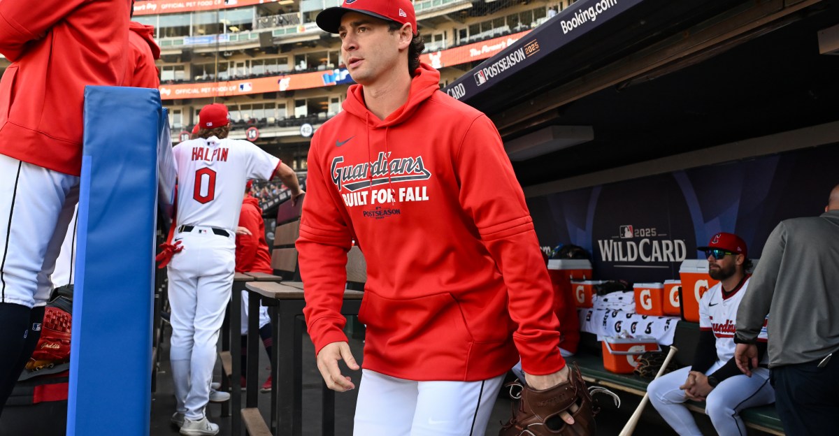 Predicting the Guardians Non-Tender Deadline Decisions