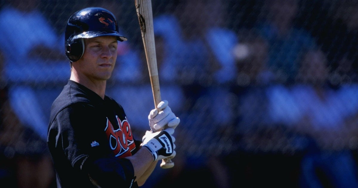 Angels hire three-time MLB All-Star Brady Anderson as hitting coach