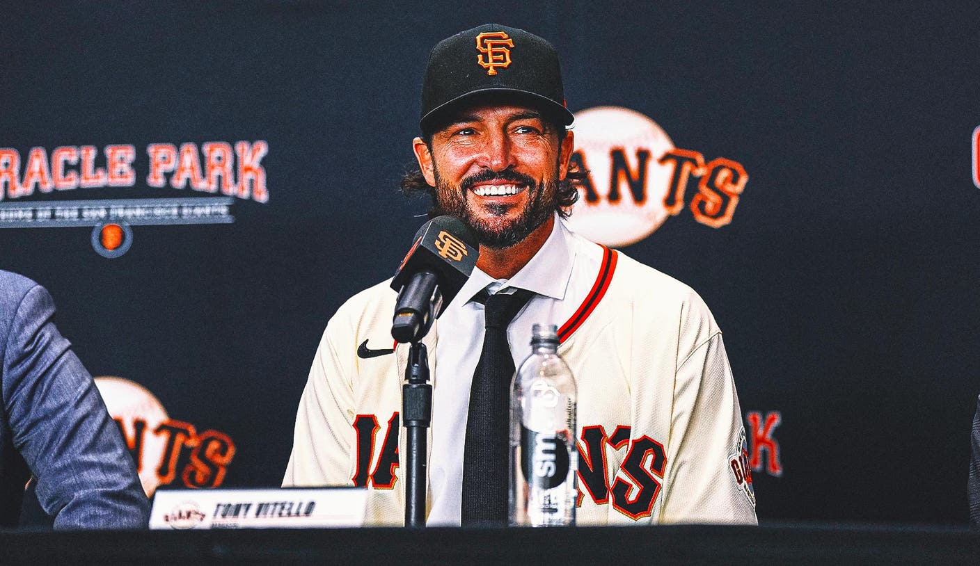 Tony Vitello Takes Daunting Step From College to MLB Dugout as Giants Manager