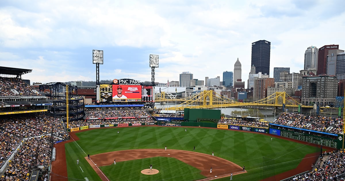 Pittsburgh Pirates add pitcher Ryan Harbin to roster