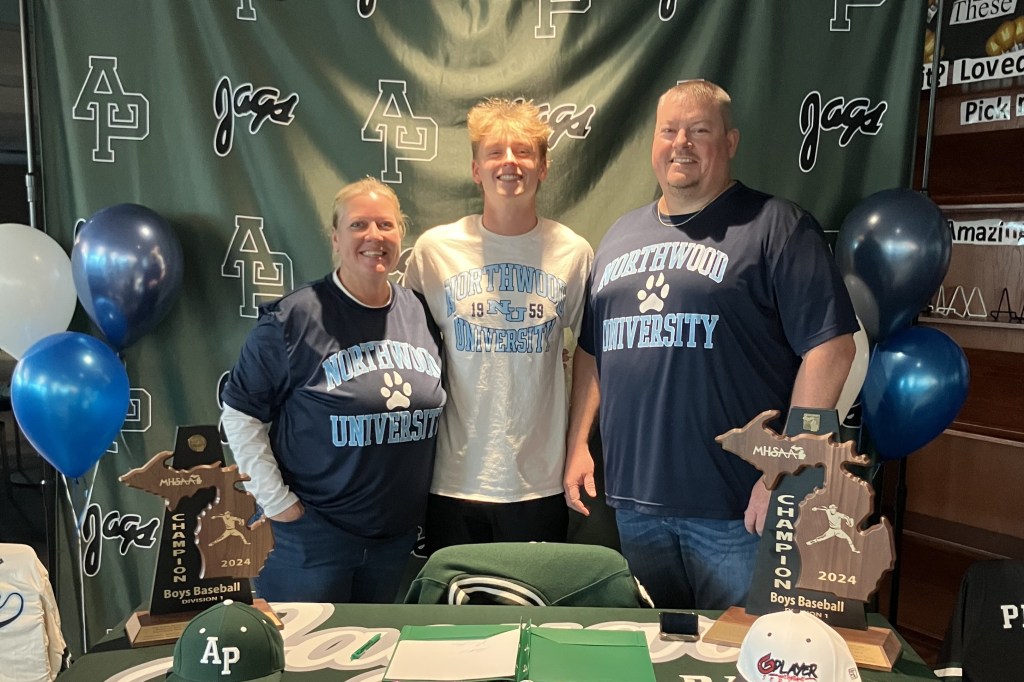 Allen Park’s Reece Phillips signs on to play baseball at Northwood University – The News Herald