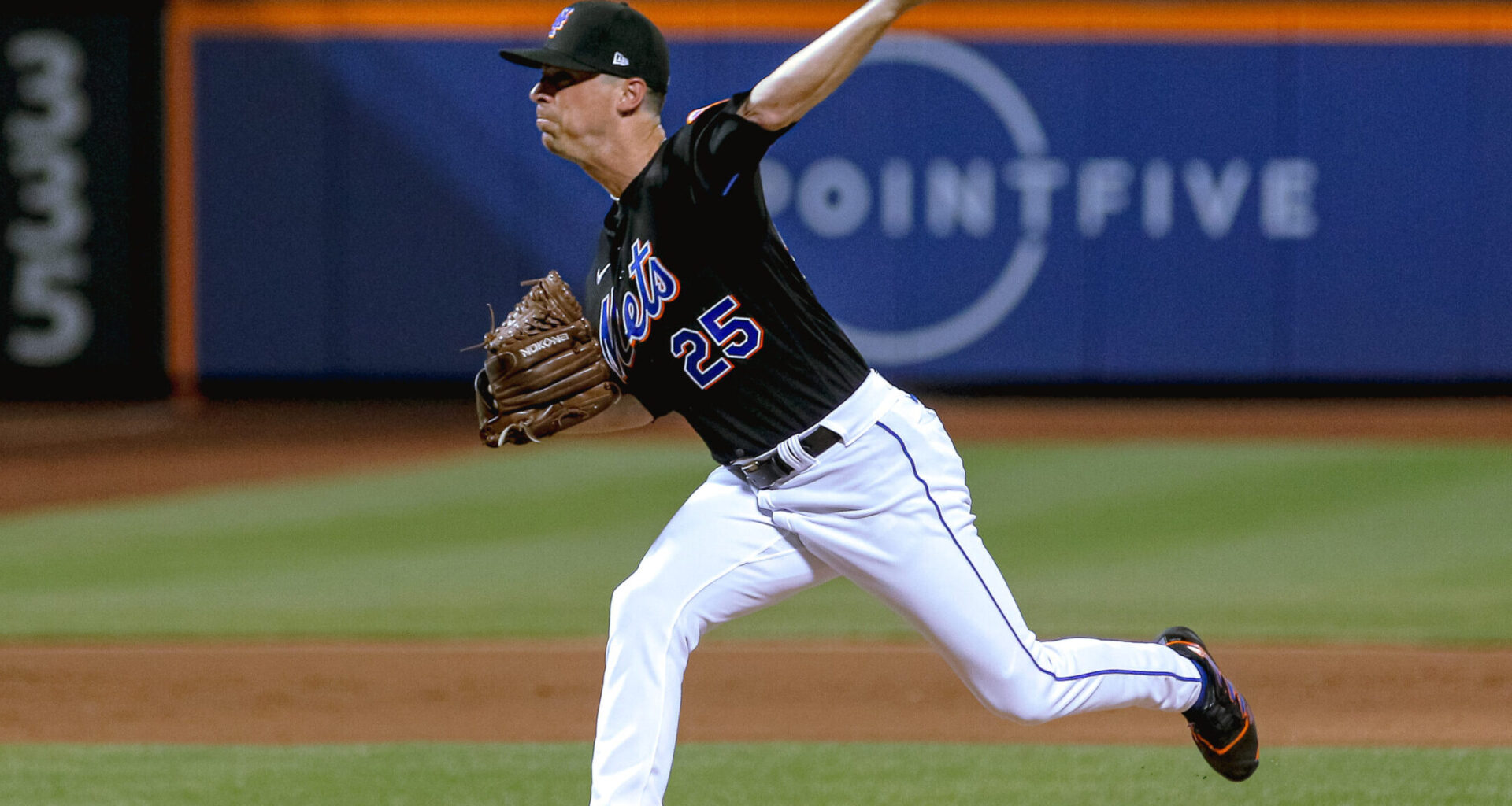 Mets Exercise Raley's Option, Sign Waddell