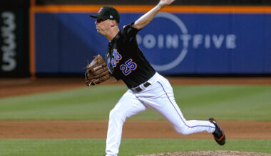 Mets Exercise Raley's Option, Sign Waddell