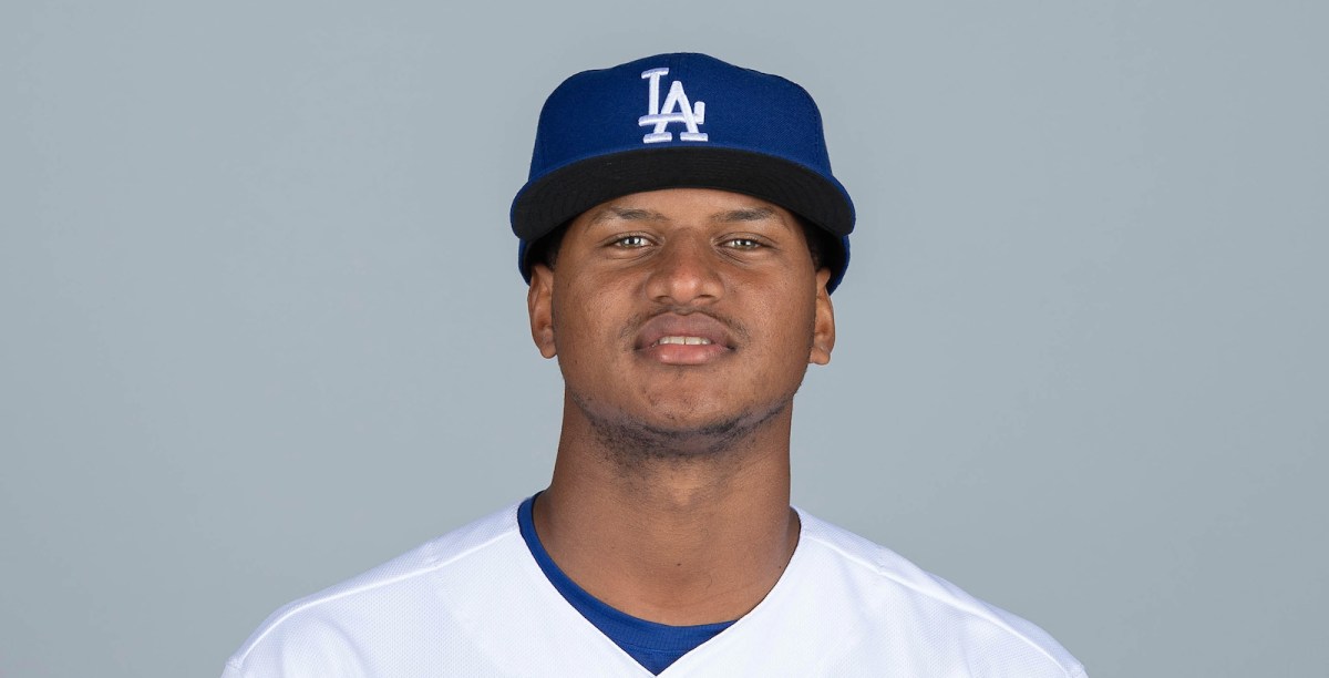 Mariners trade RHP Tyler Gough to Dodgers for LHP Robinson Ortiz