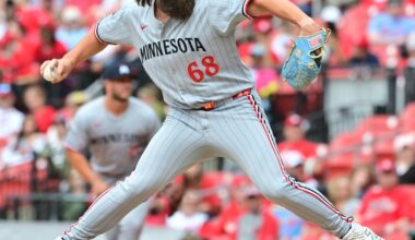 RHP Randy Dobnak signs minor league deal with Seattle Mariners with invitation to spring training