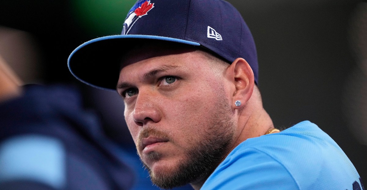 The Toronto Blue Jays sign Dylan Cease as a war looms with the Red Sox