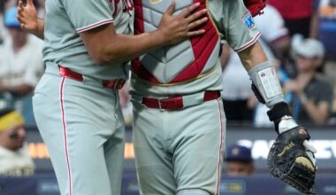 Phillies bring back Garrett Stubbs, claim Pedro Leon