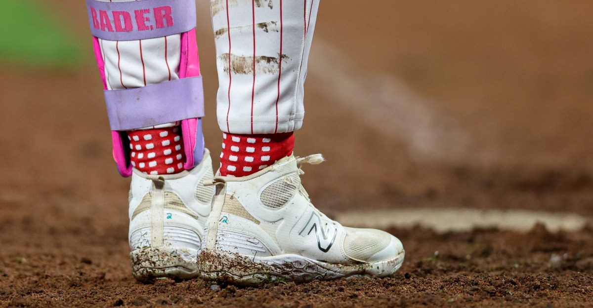 Phillies news: Outfield options, gambling scandal, Joey Votto