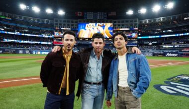 Jonas Brothers' 2025 World Series Performance Leaves MLB Fans Confused