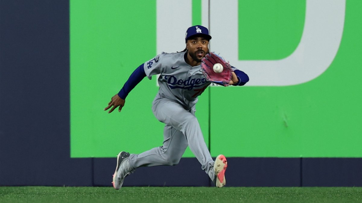 Giants claim ex-Dodger Justin Dean as part of roster shuffle – NBC Sports Bay Area & California